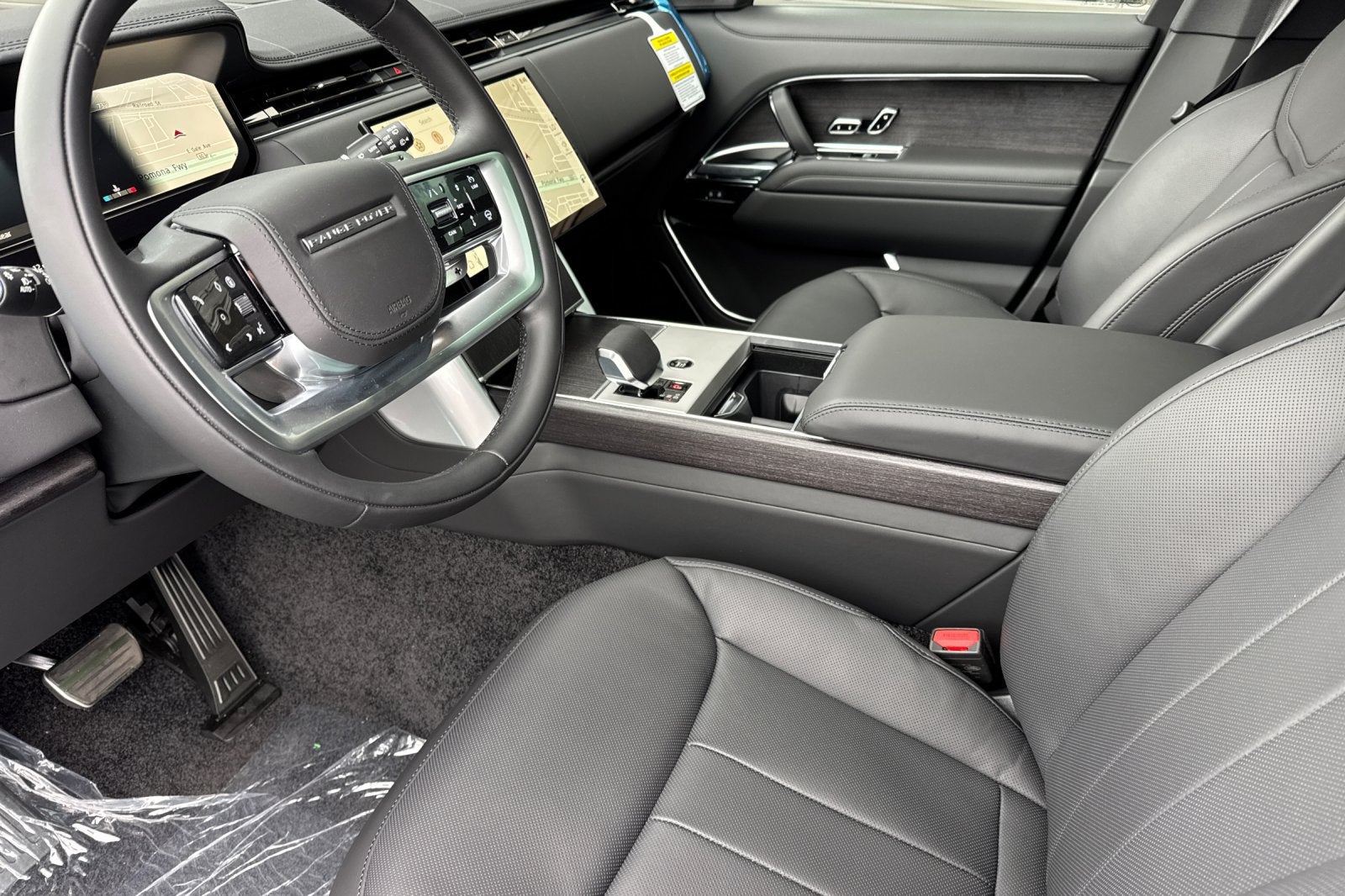 2026 Land Rover Range Rover SE