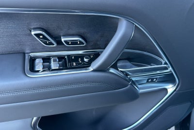 2026 Land Rover Range Rover SE