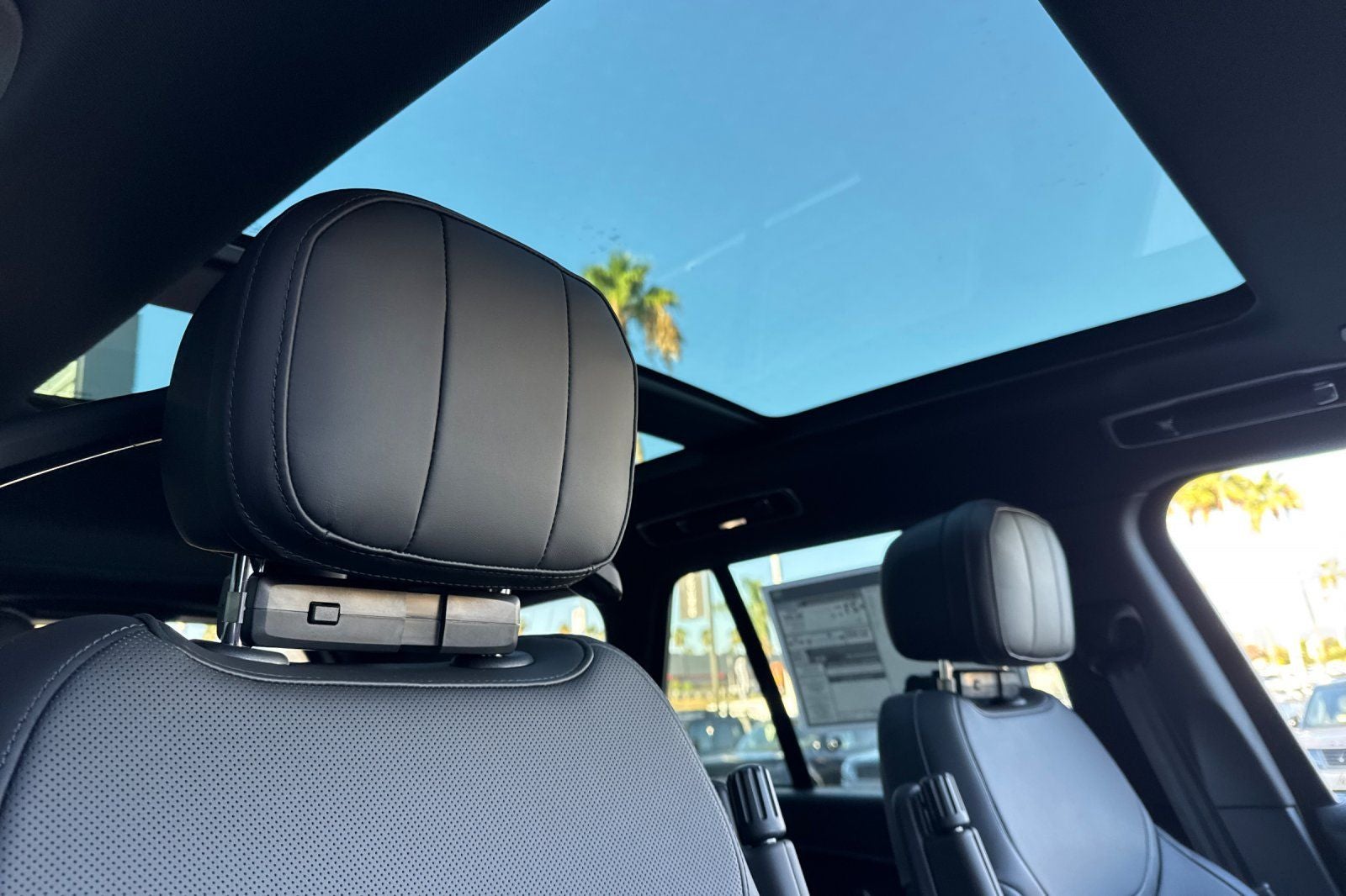 2026 Land Rover Range Rover SE