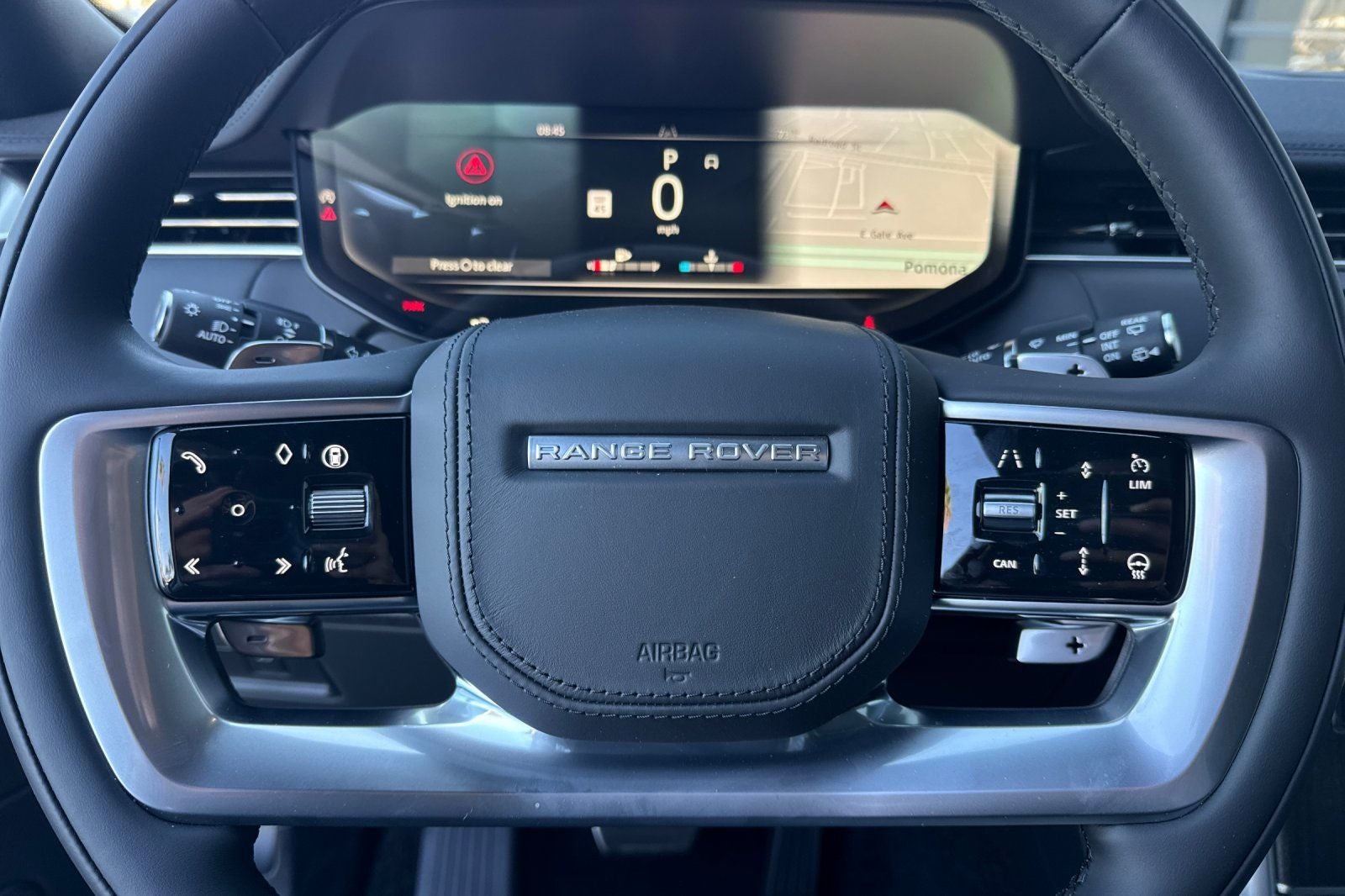 2026 Land Rover Range Rover SE