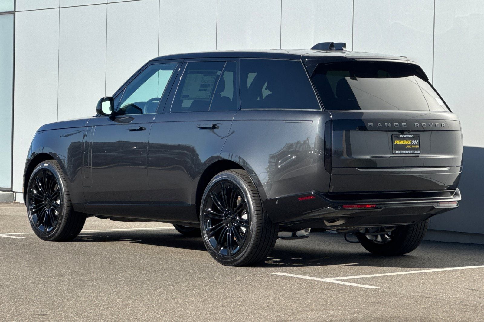 2026 Land Rover Range Rover SE
