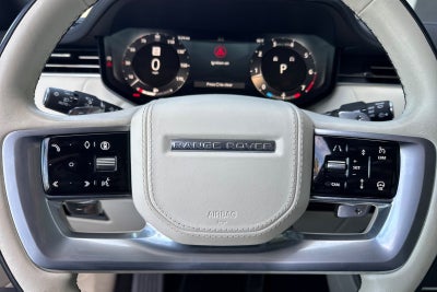 2025 Land Rover Range Rover SE