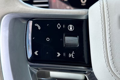 2025 Land Rover Range Rover SE