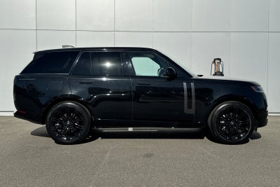 2025 Land Rover Range Rover SE