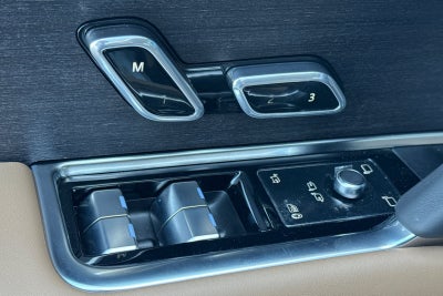2026 Land Rover Range Rover SE