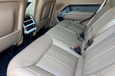 2026 Land Rover Range Rover SE