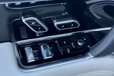 2026 Land Rover Range Rover SE