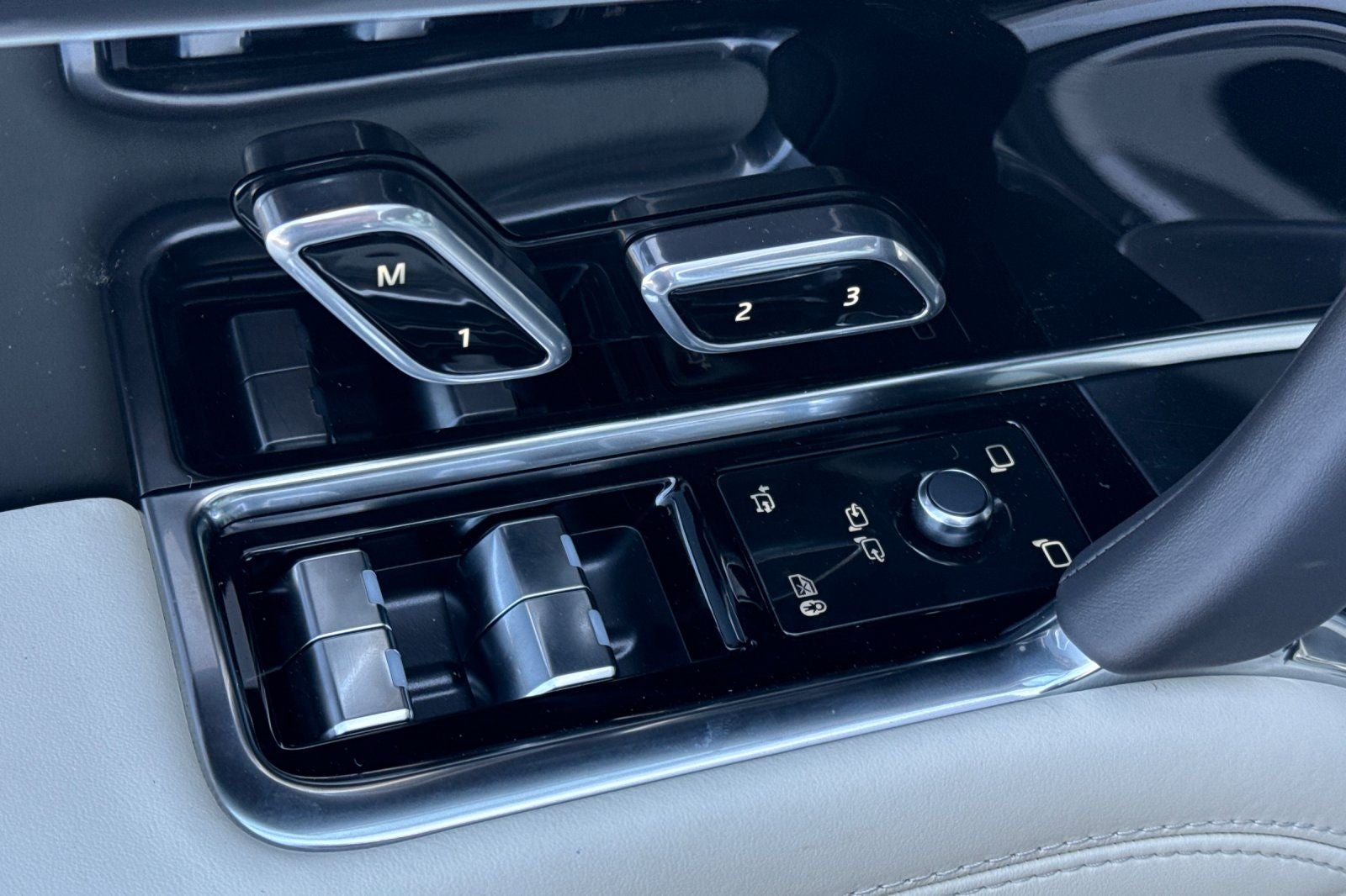 2026 Land Rover Range Rover SE