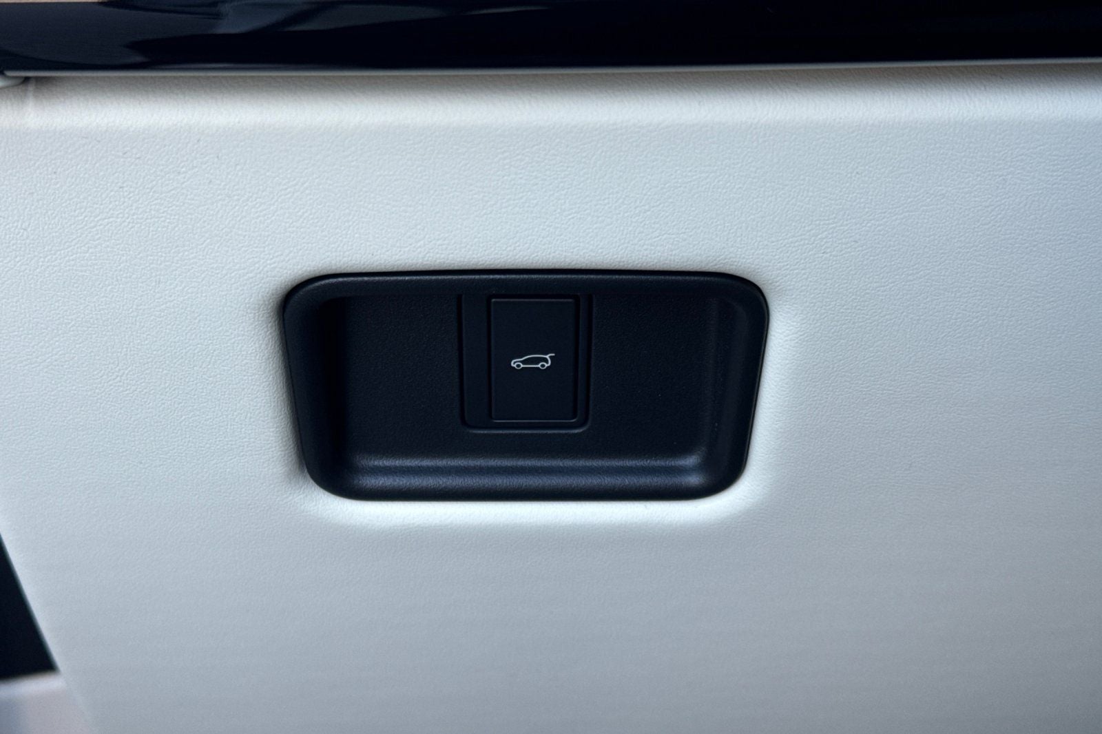 2026 Land Rover Range Rover SE