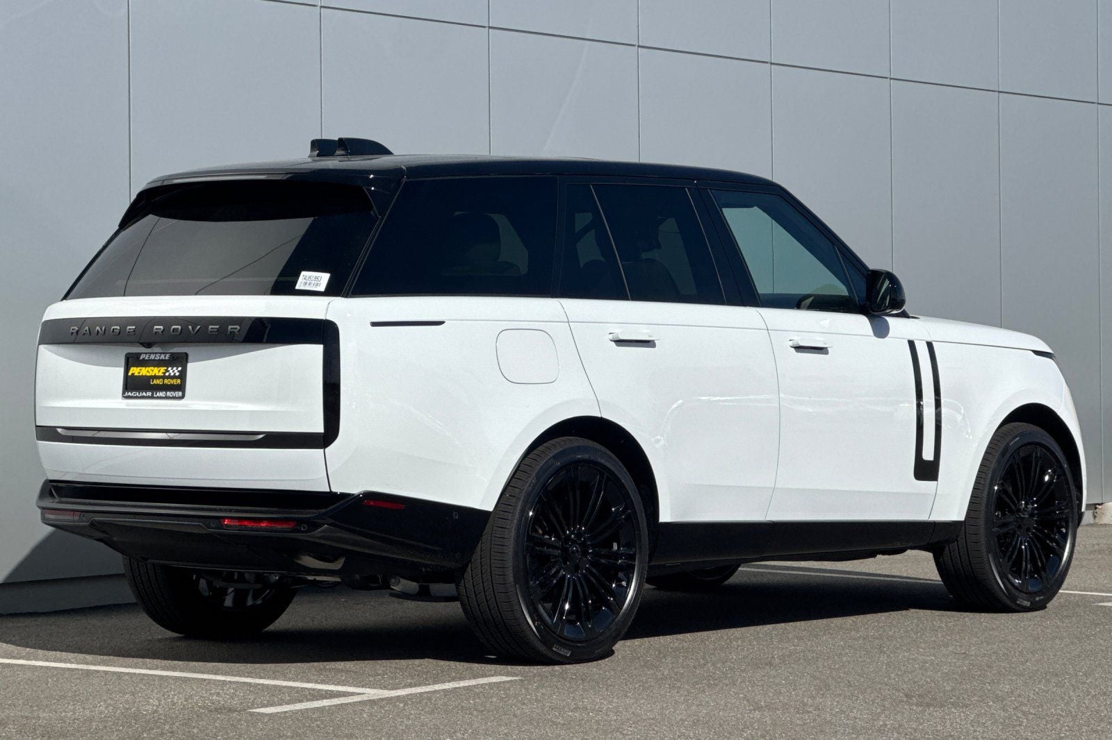2026 Land Rover Range Rover SE
