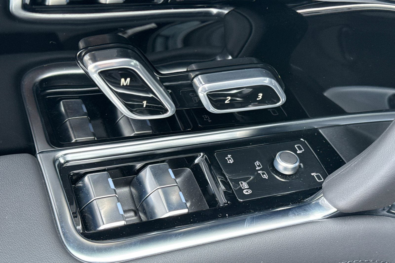2026 Land Rover Range Rover SE