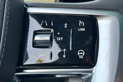 2026 Land Rover Range Rover SE
