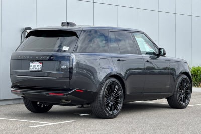 2023 Land Rover Range Rover SE