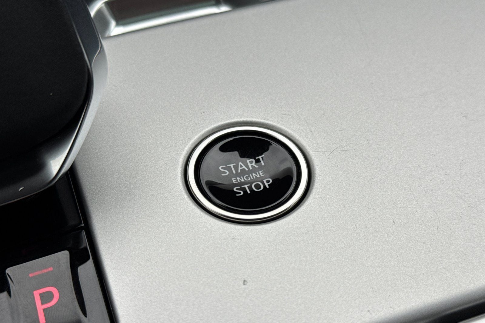 2024 Land Rover Range Rover SE