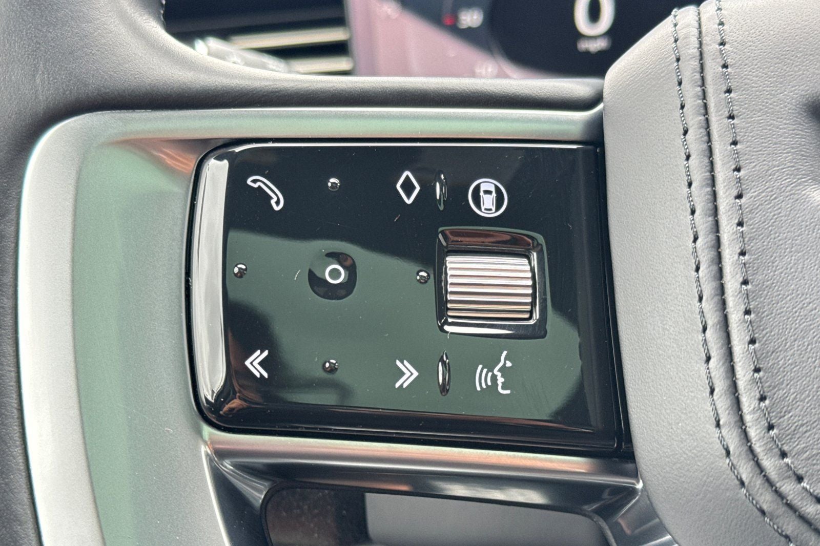2024 Land Rover Range Rover SE