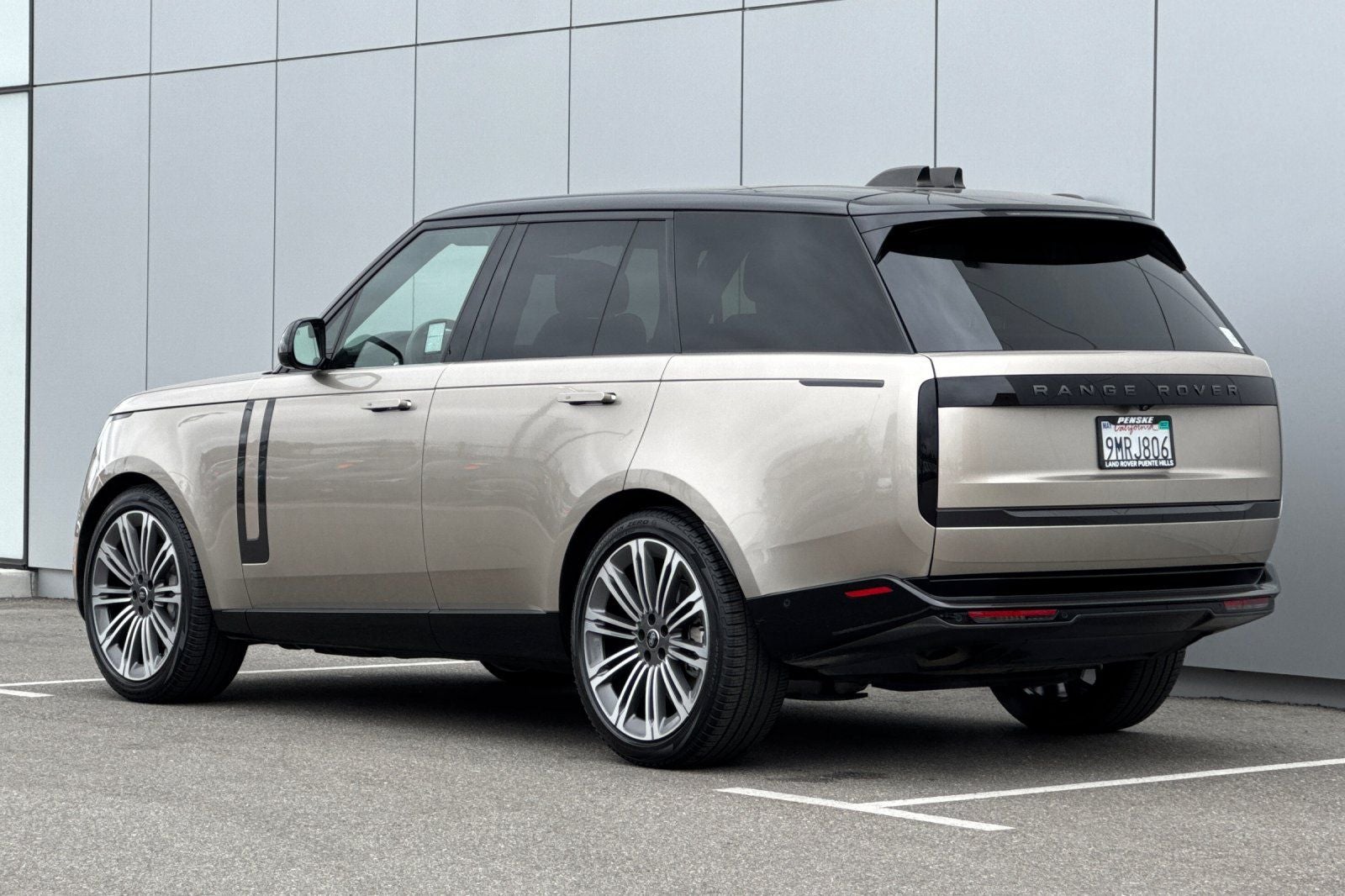 2024 Land Rover Range Rover SE