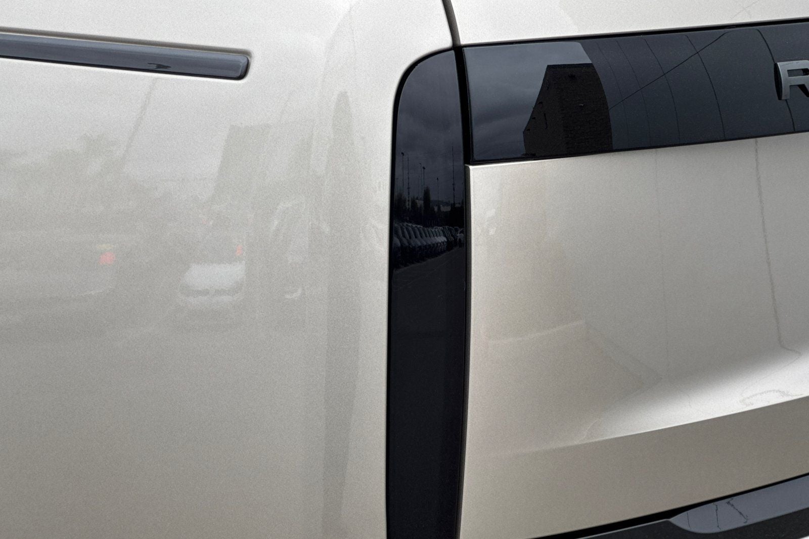 2024 Land Rover Range Rover SE