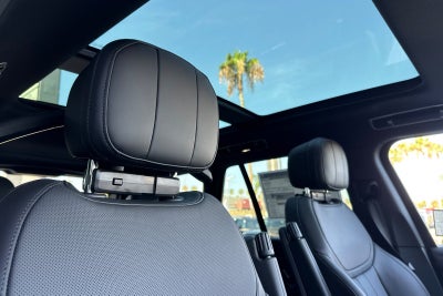 2026 Land Rover Range Rover SE