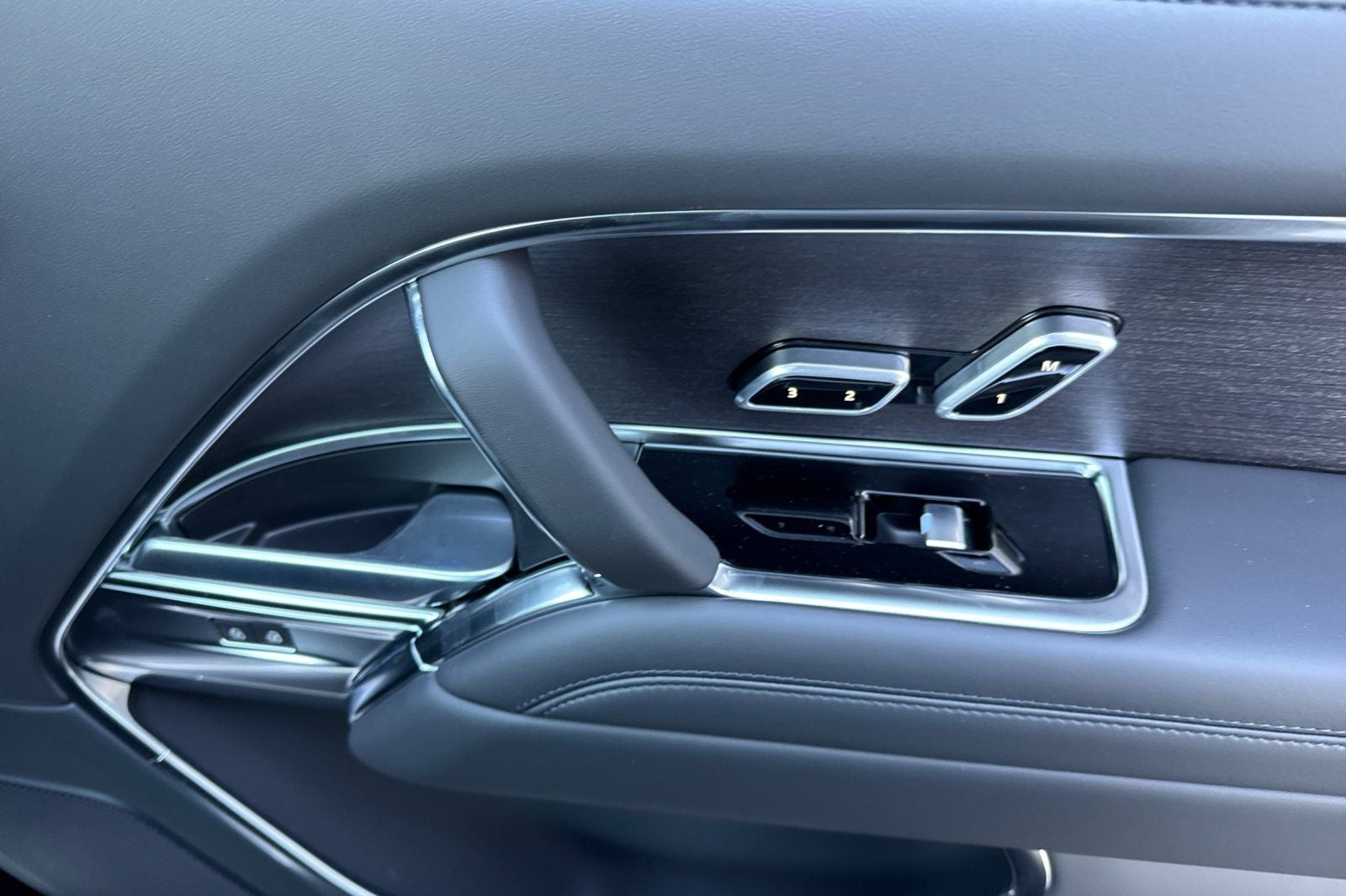 2026 Land Rover Range Rover SE
