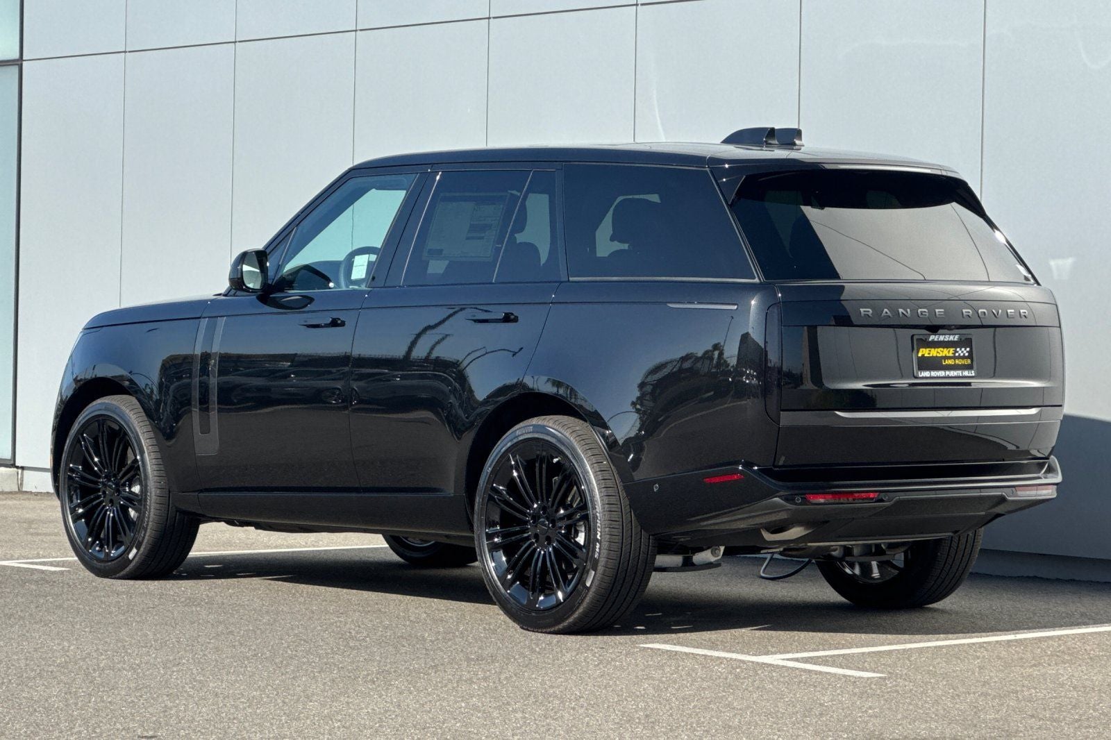 2026 Land Rover Range Rover SE