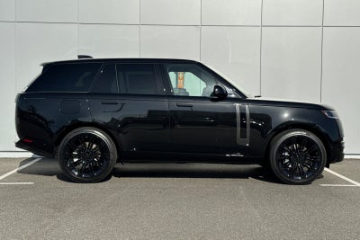 2026 Land Rover Range Rover SE