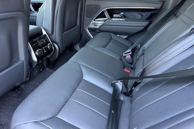2026 Land Rover Range Rover SE