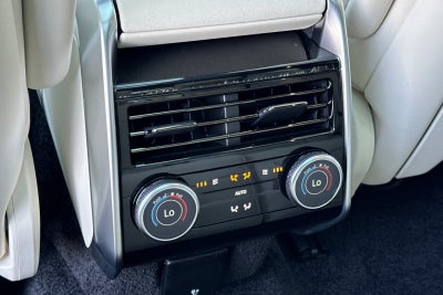 2026 Land Rover Range Rover SE