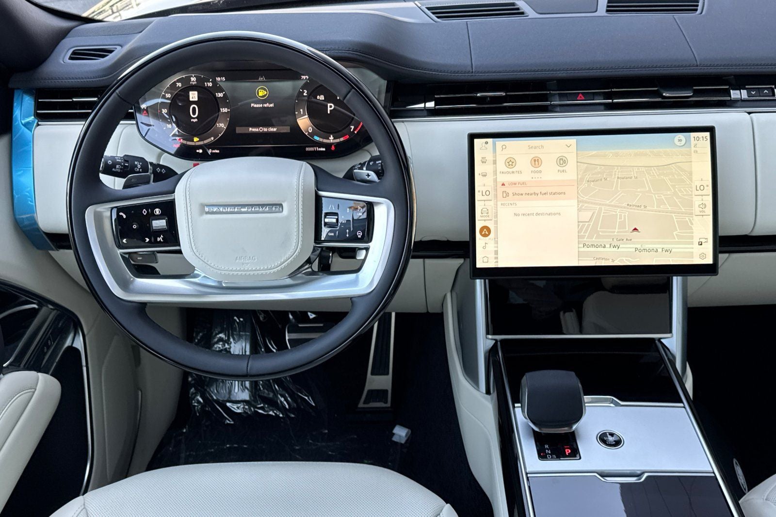 2026 Land Rover Range Rover SE