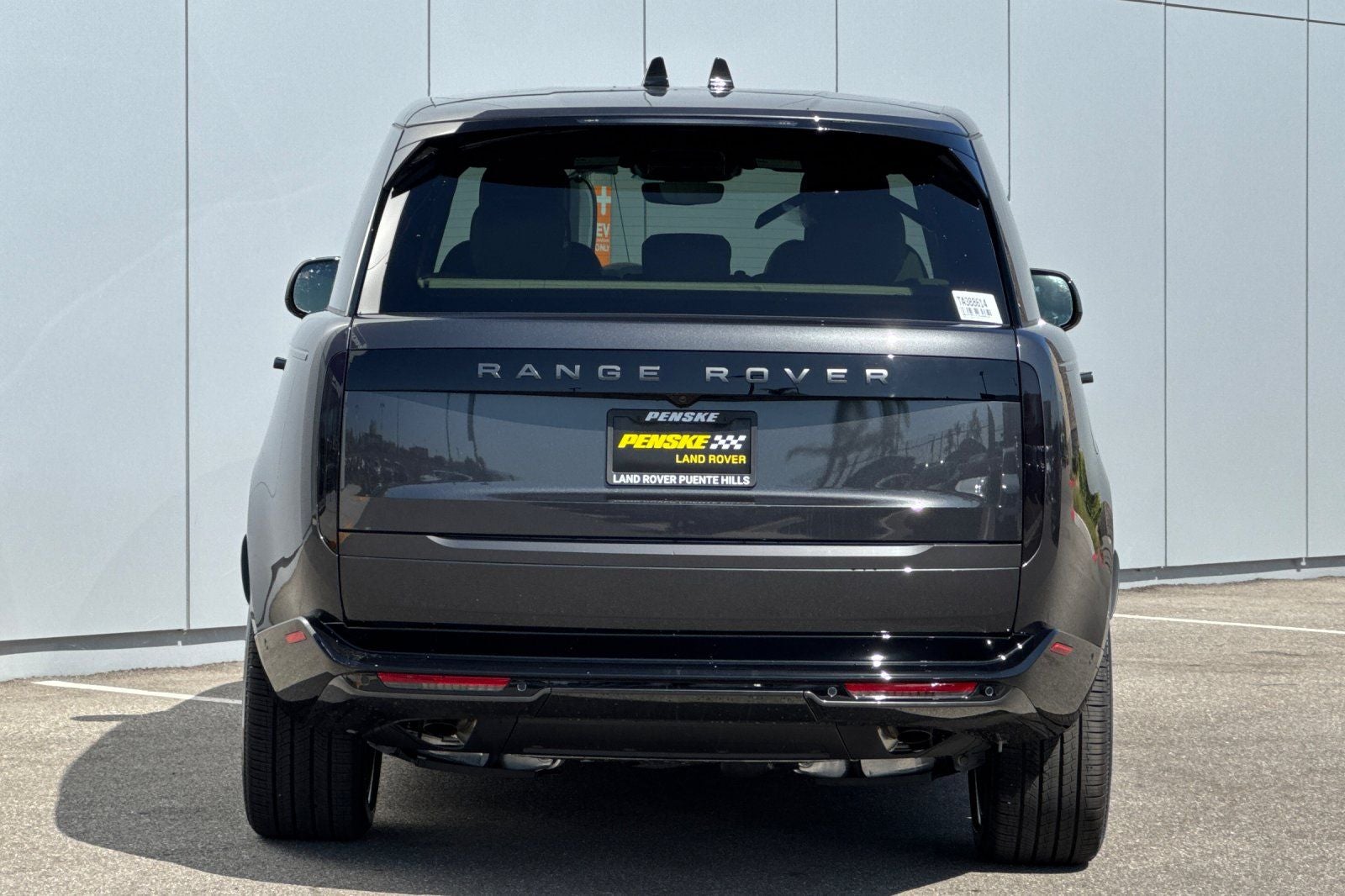 2026 Land Rover Range Rover SE