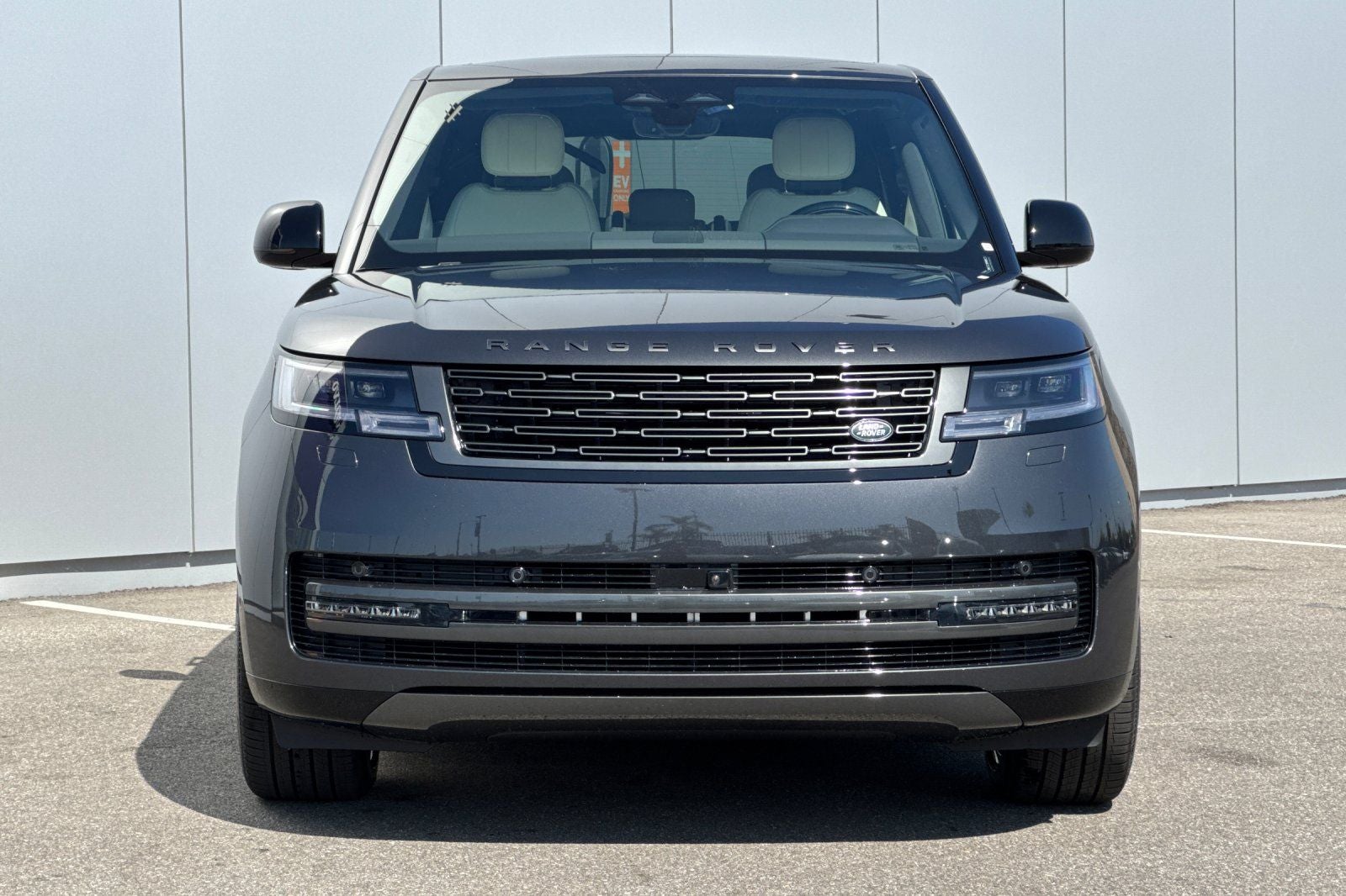 2026 Land Rover Range Rover SE