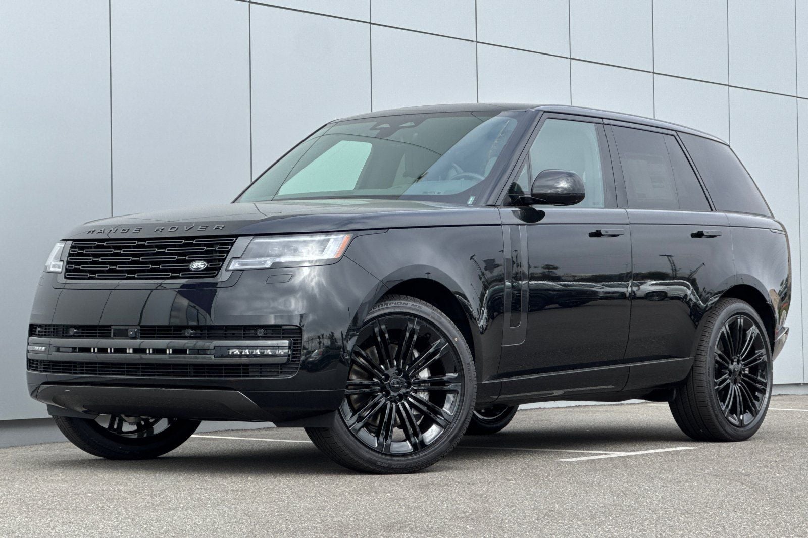 2026 Land Rover Range Rover SE