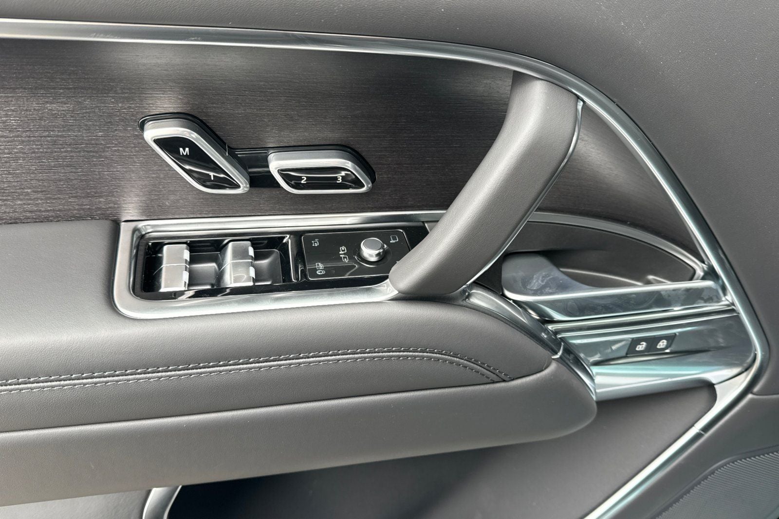 2026 Land Rover Range Rover SE