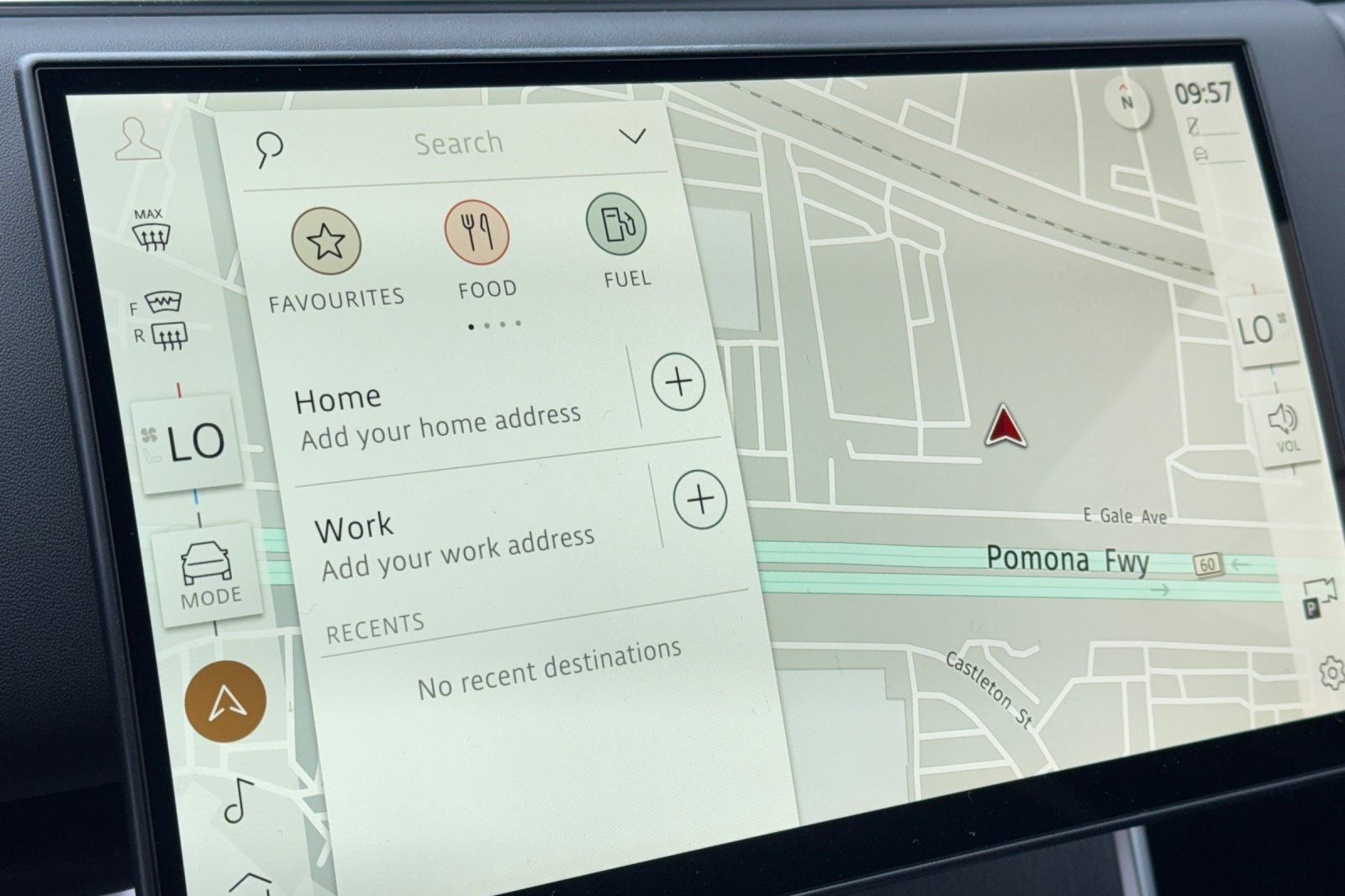 2026 Land Rover Range Rover SE