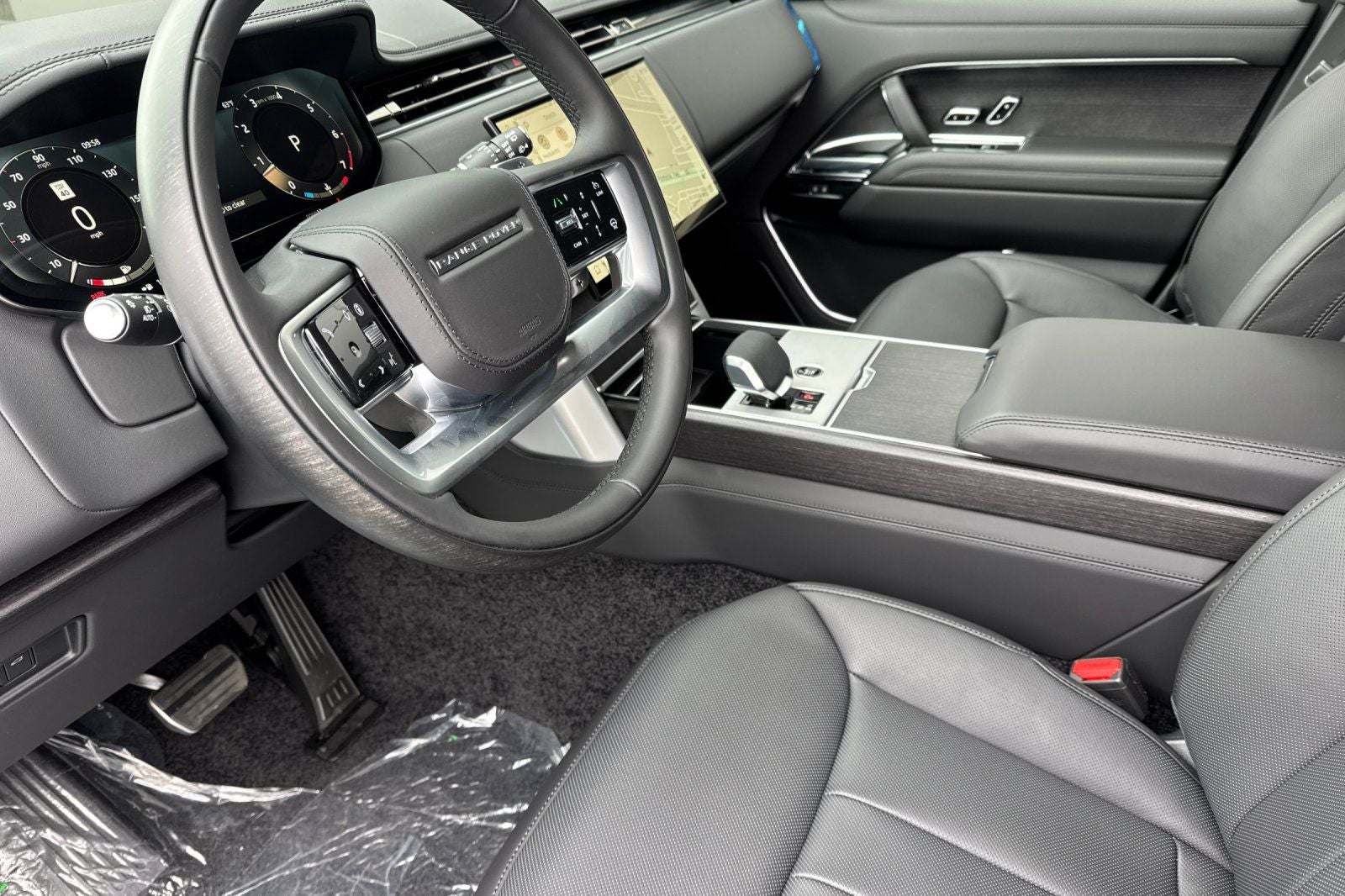 2026 Land Rover Range Rover SE