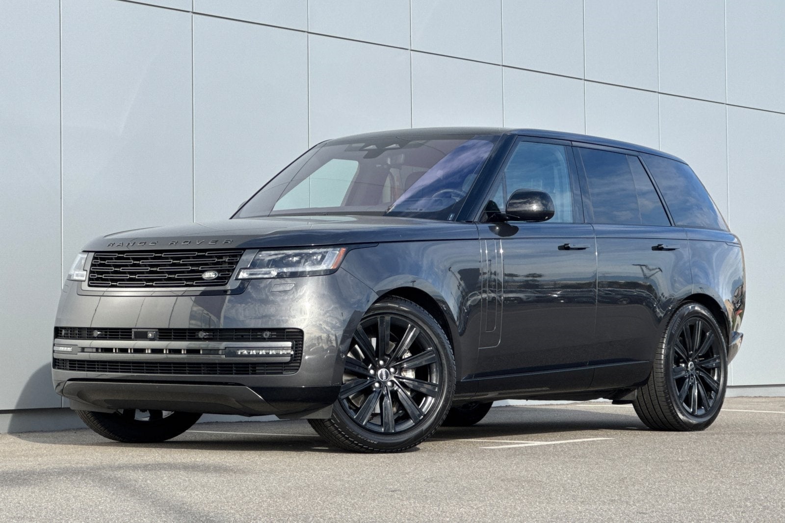 2023 Land Rover Range Rover SE