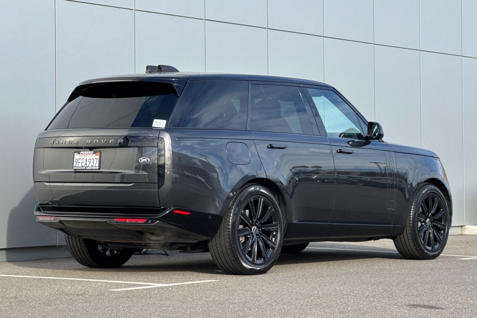 2023 Land Rover Range Rover SE