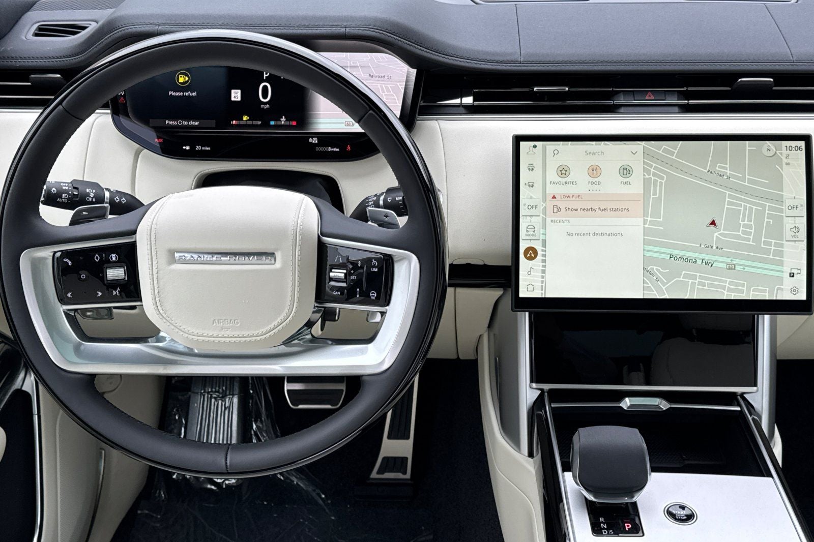 2026 Land Rover Range Rover SE
