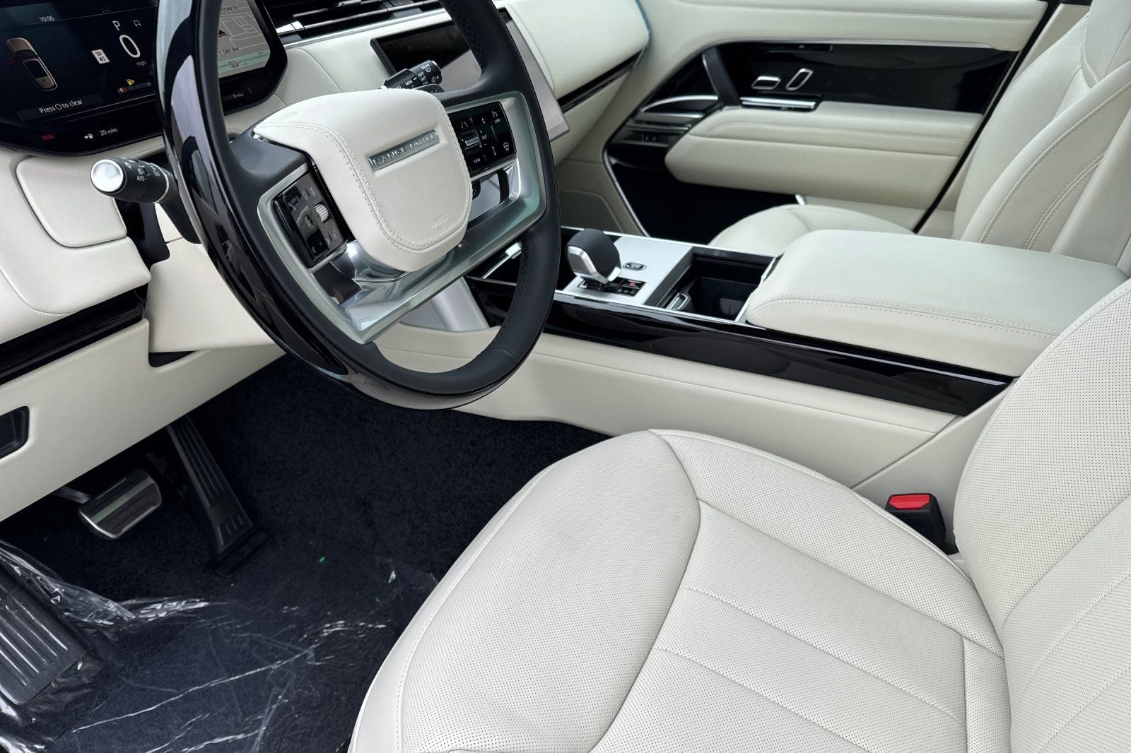 2026 Land Rover Range Rover SE