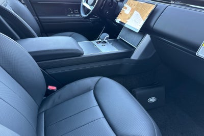 2026 Land Rover Range Rover SE