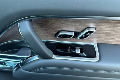 2026 Land Rover Range Rover SE