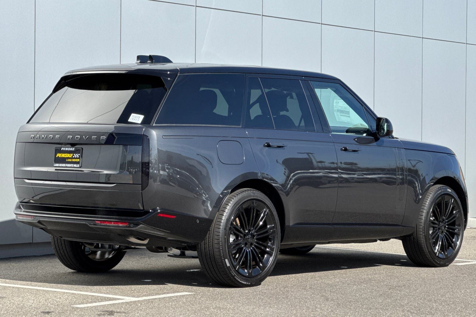 2026 Land Rover Range Rover SE