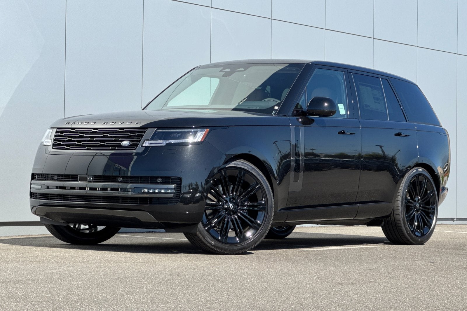 2027 Land Rover Range Rover SE