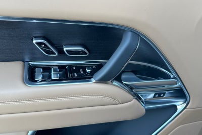 2027 Land Rover Range Rover SE