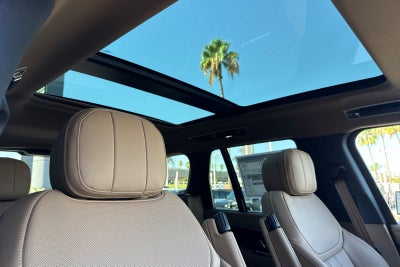 2027 Land Rover Range Rover SE