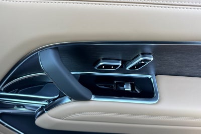 2027 Land Rover Range Rover SE