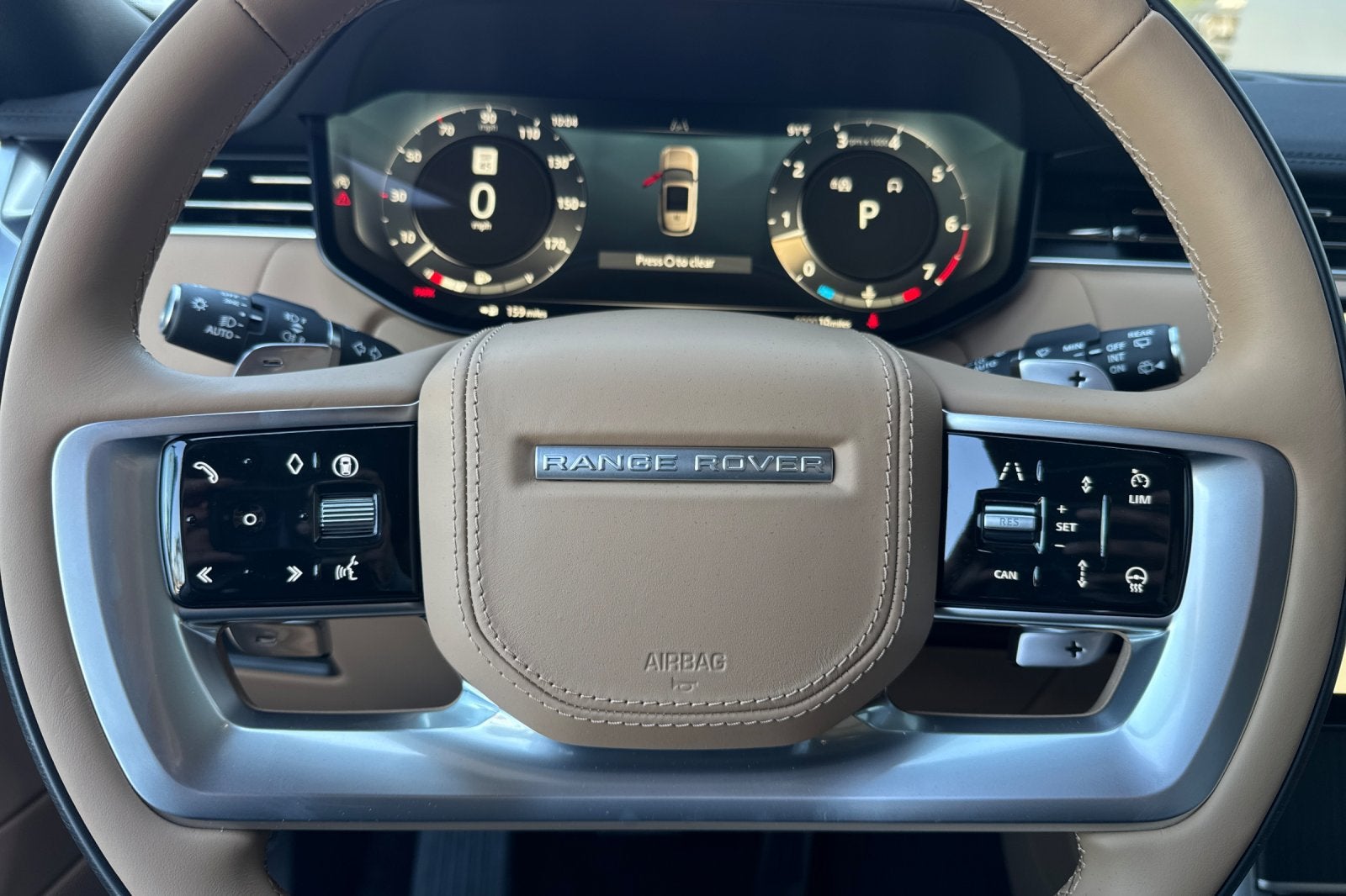 2027 Land Rover Range Rover SE