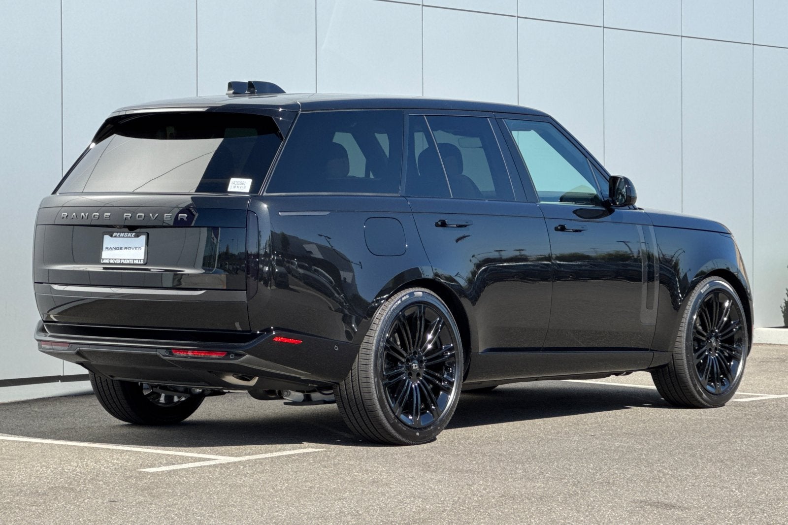 2027 Land Rover Range Rover SE