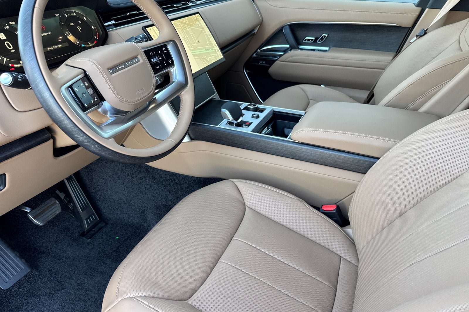 2027 Land Rover Range Rover SE