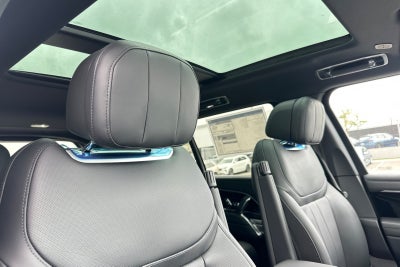 2025 Land Rover Range Rover SE LWB