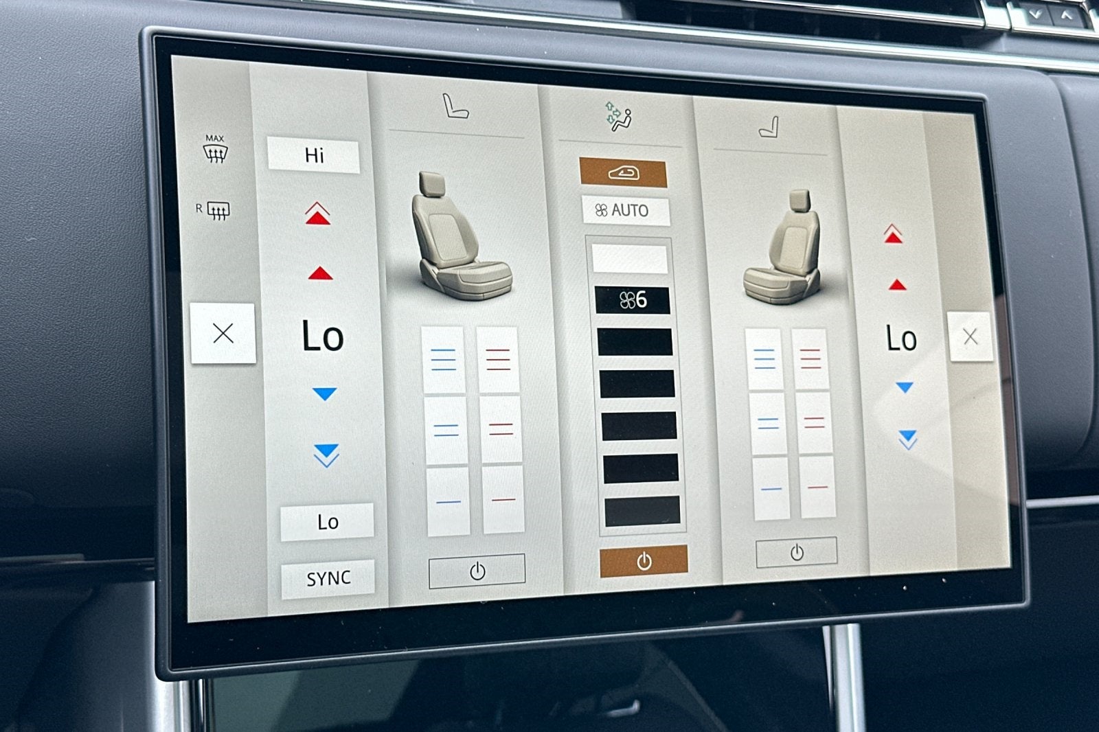 2025 Land Rover Range Rover SE LWB